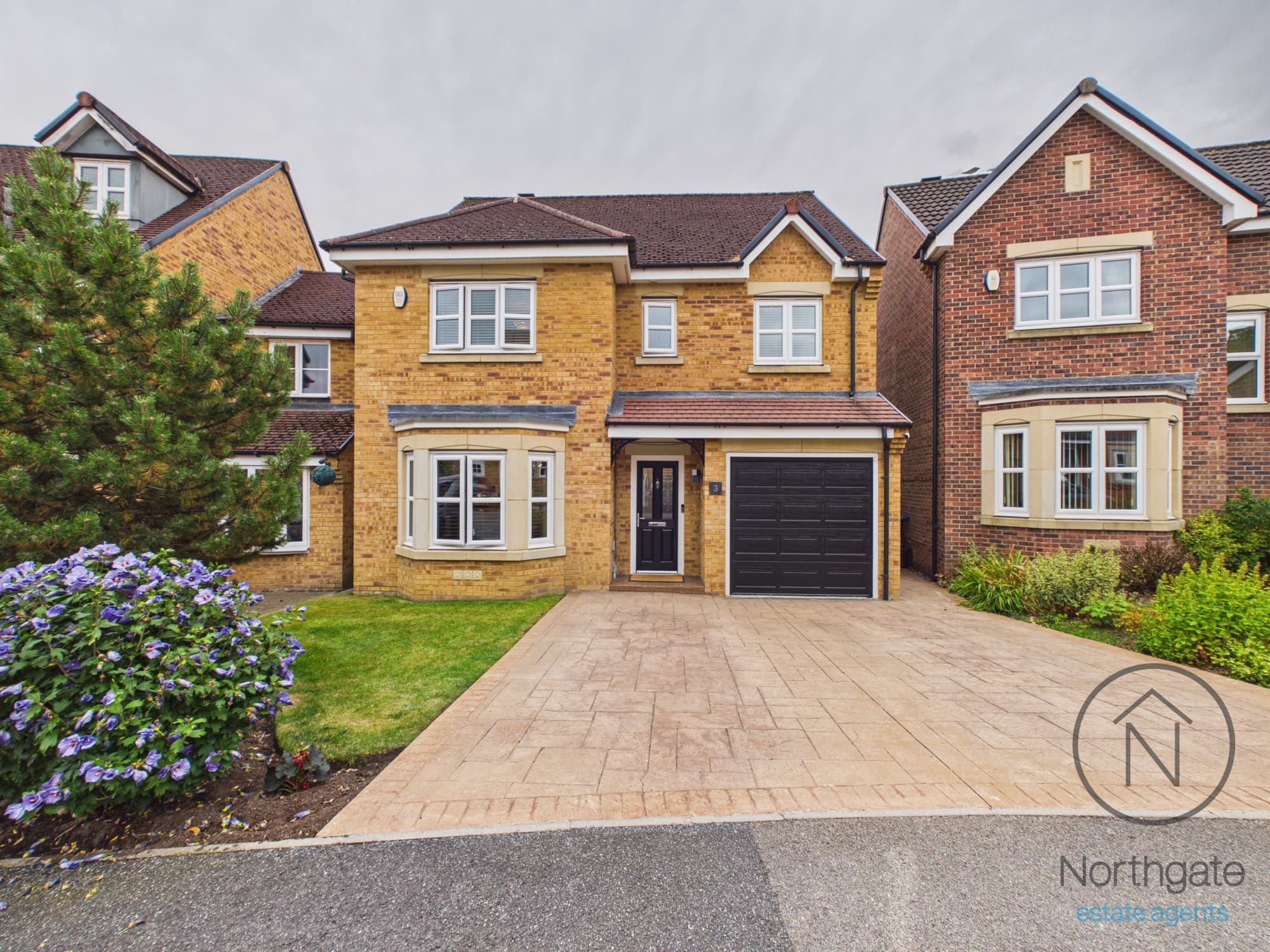 Youens Crescent, Newton Aycliffe, Newton Aycliffe, DL5 4ZE